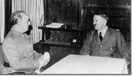 Franco y Hitler antes de comenzar la reunión