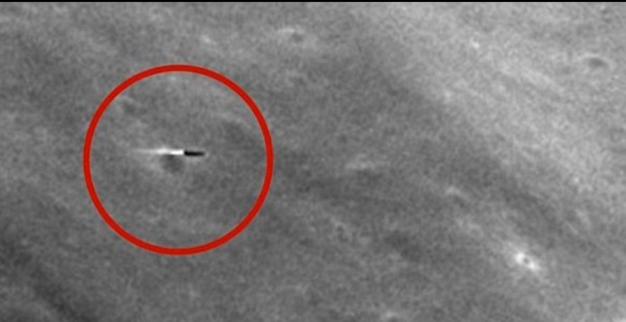 Cazadores de OVNIS captan un "misil" en imágenes de la Misión Apollo 11