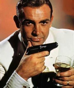 sean connery es James-Bond