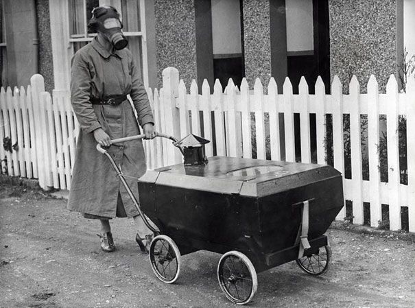 Inglaterra, 1938. Protección contra el gas de las bombas