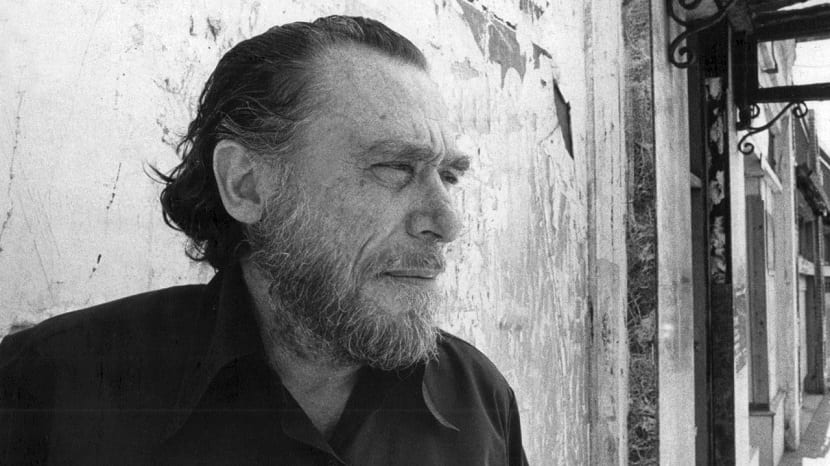 Así comenzó a escribir Bukowski sus ESCRITOS DE UN VIEJO INDECENTE