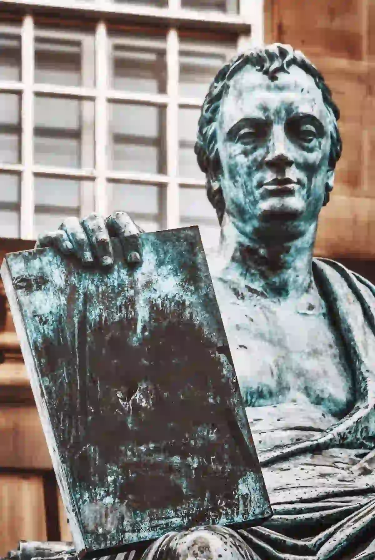 Las 5 principales teorías filosóficas de David Hume. El empirismo