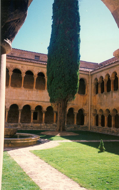 Imagen auténtica del interior del Monasterio de Silos